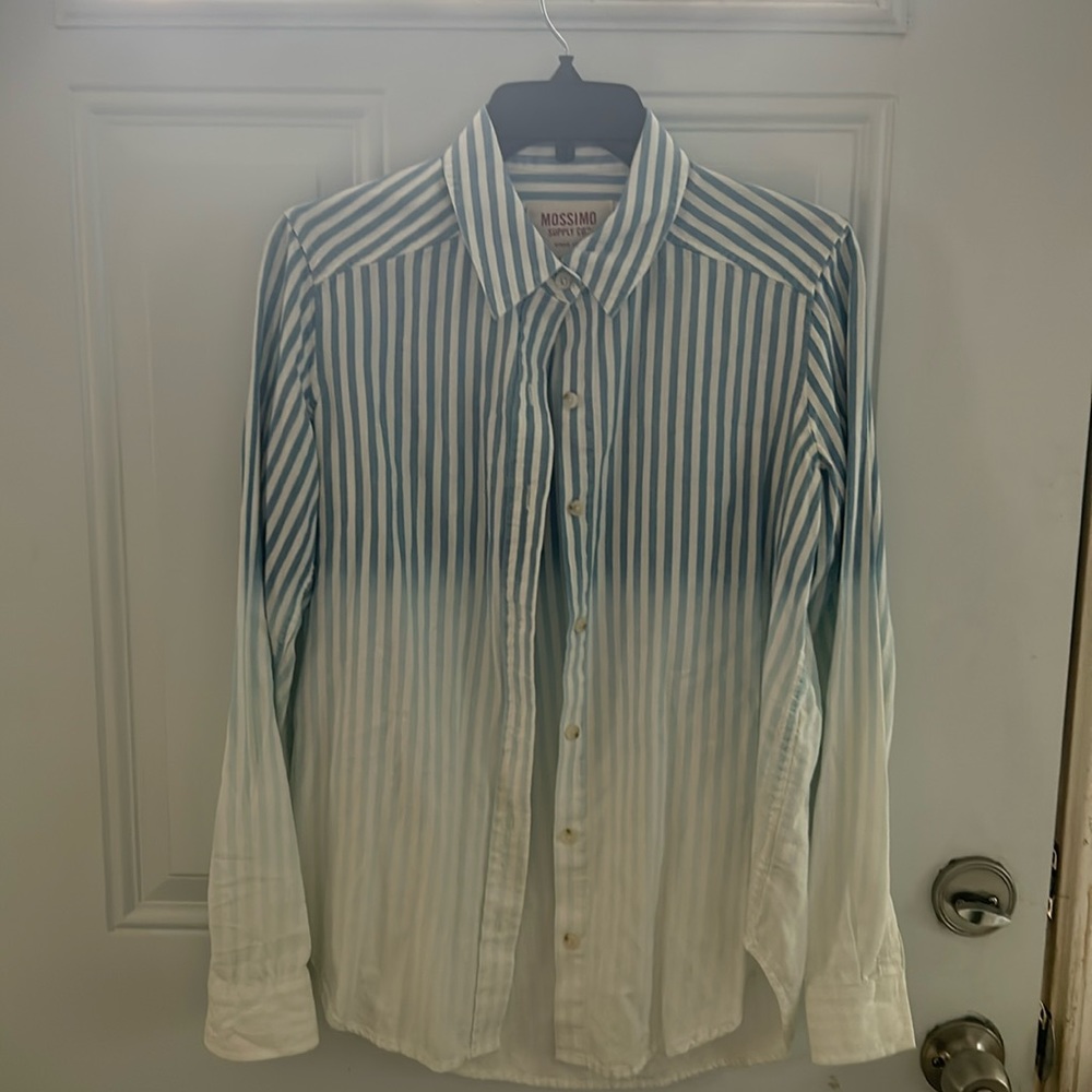 Mossimo button down